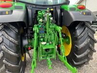 John Deere 6135R Krybegear, frontlift, TLS Affjedret foraksel og affjedret kabine samt luft anlæg - Traktorer - Traktorer 4 wd - 12