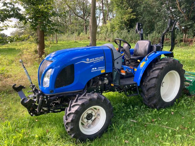New Holland Boomer 55