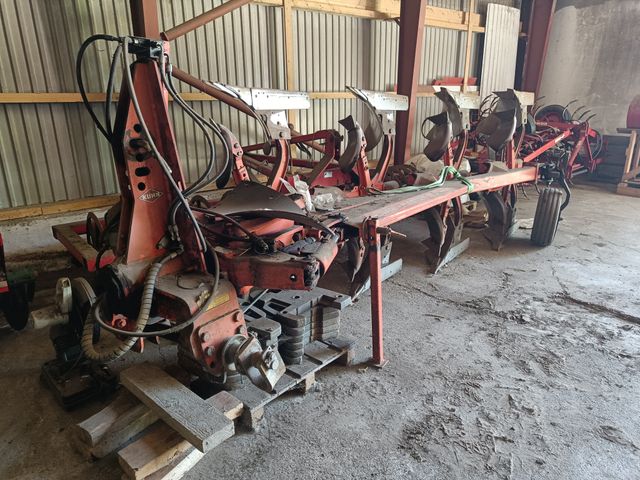 Kuhn Vari-Master 120  4 fure