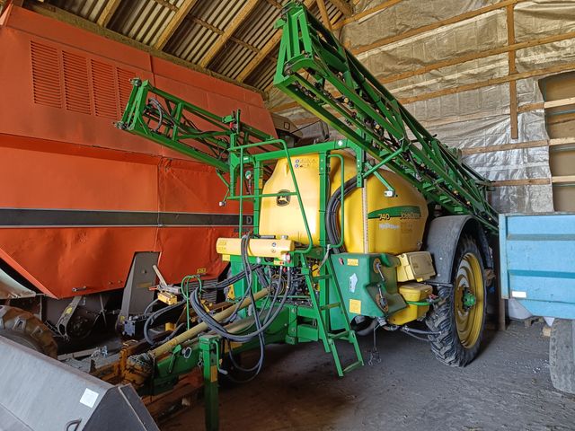 John Deere 740 