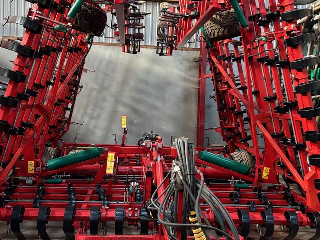 Kverneland Maxer 12000