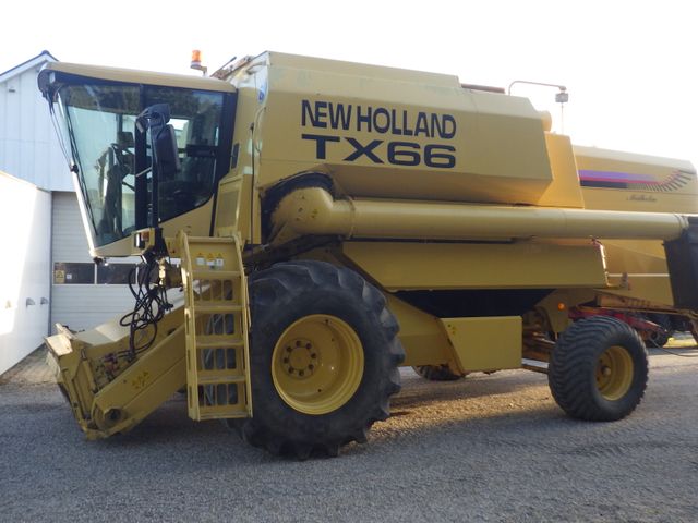 New Holland TX66
