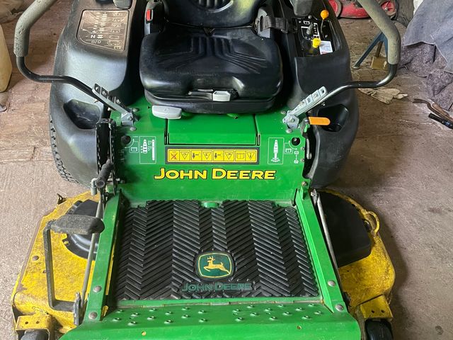 John Deere Z645