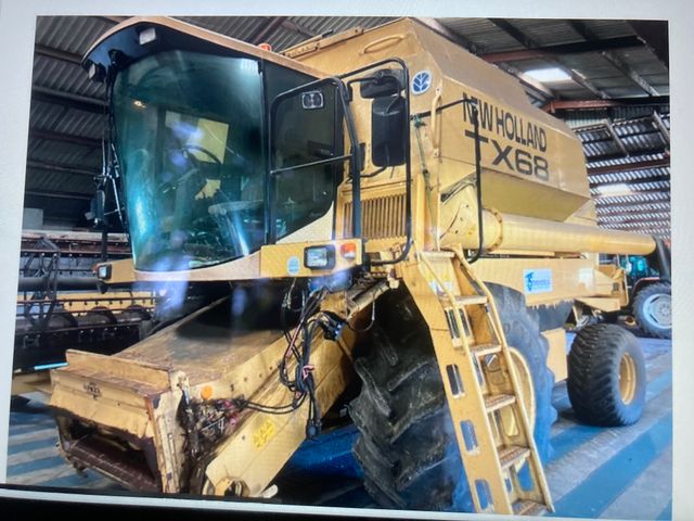 New Holland TX68