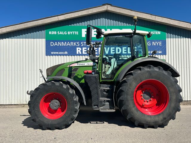 Fendt 724 Vario S4 Profi Plus