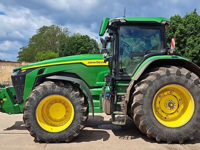 John Deere 8R370
