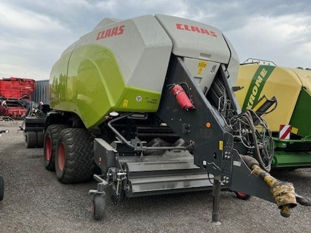 CLAAS QUADRANT 5300 FC