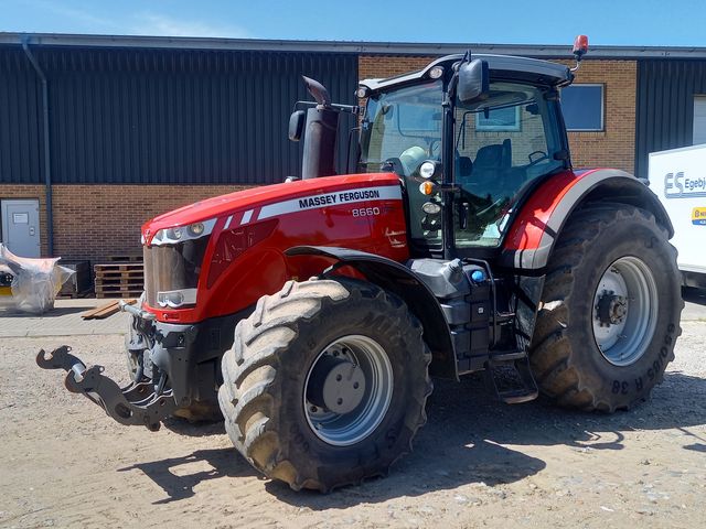 Massey Ferguson 8660 DYNA-VT