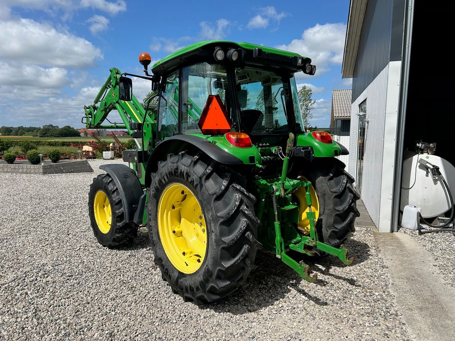 John Deere 5090 M med John Deere 583 Frontlæsser - Traktorer - Traktorer 4 wd - 8