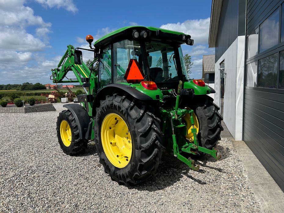 John Deere 5090 M med John Deere 583 Frontlæsser - Traktorer - Traktorer 4 wd - 3