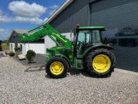 John Deere 5090 M med John Deere 583 Frontlæsser - Traktorer - Traktorer 4 wd - 2