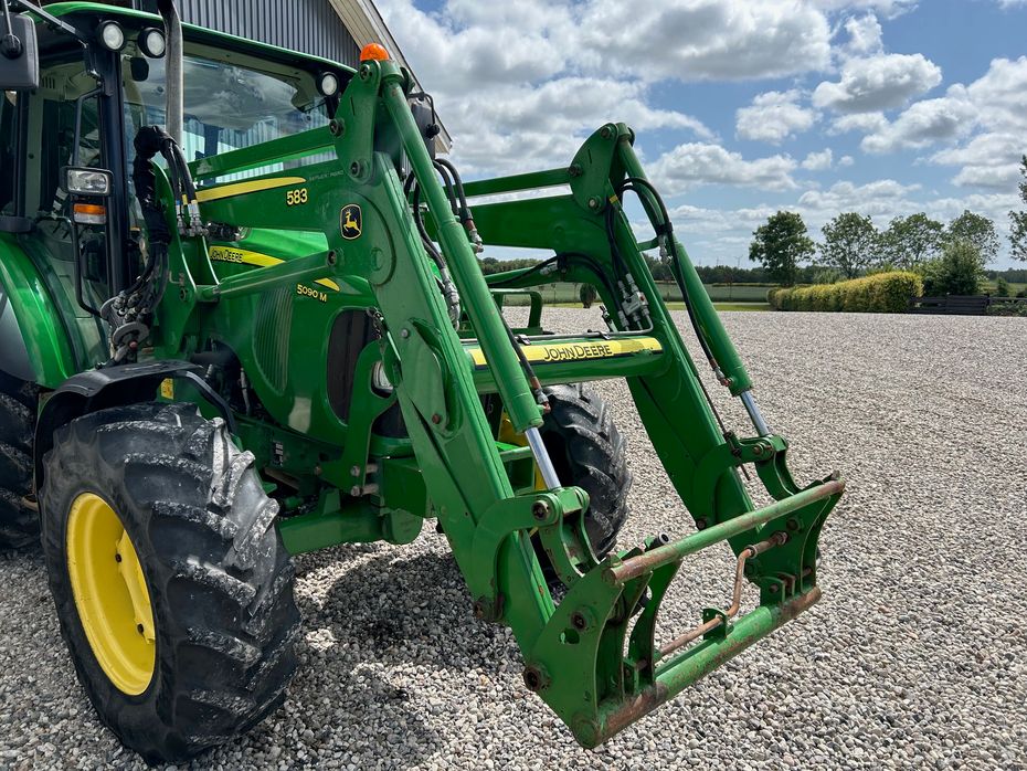 John Deere 5090 M med John Deere 583 Frontlæsser - Traktorer - Traktorer 4 wd - 13