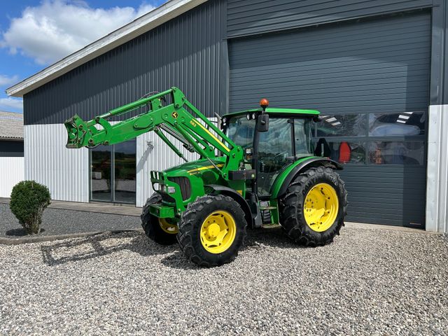 John Deere 5090 M