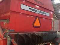 Massey Ferguson 40. Kun 1873 høstimer og 2381 motortimer - Høstmaskiner - Mejetærskere - 3
