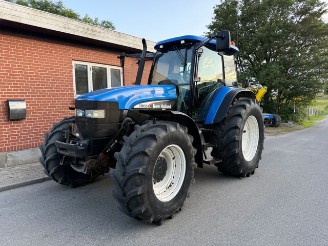 New Holland TM155