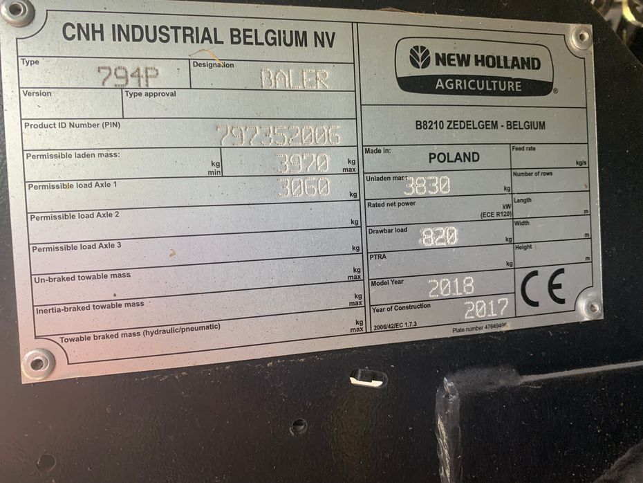 New Holland RB 180  CropCutter New Holland Roll-Belt 180 Crop-Cutter - Pressere - Rundballe - 11