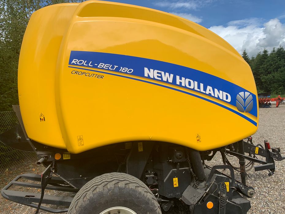 New Holland RB 180  CropCutter New Holland Roll-Belt 180 Crop-Cutter - Pressere - Rundballe - 5
