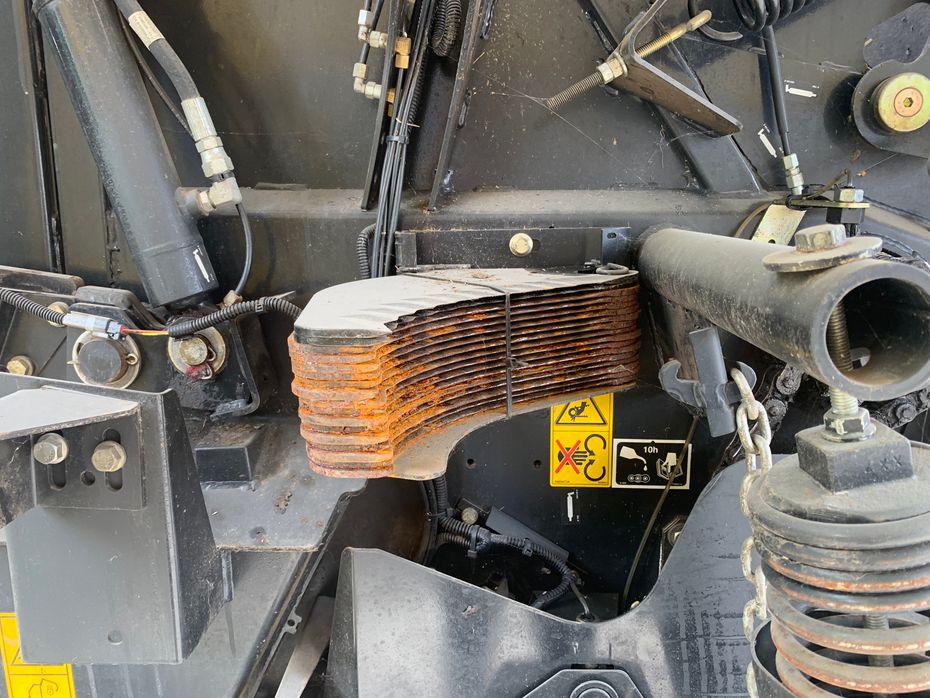 New Holland RB 180  CropCutter New Holland Roll-Belt 180 Crop-Cutter - Pressere - Rundballe - 8