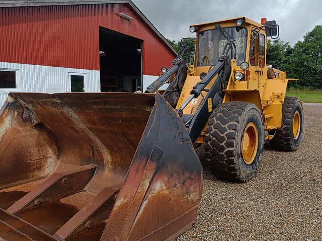 Volvo L 90