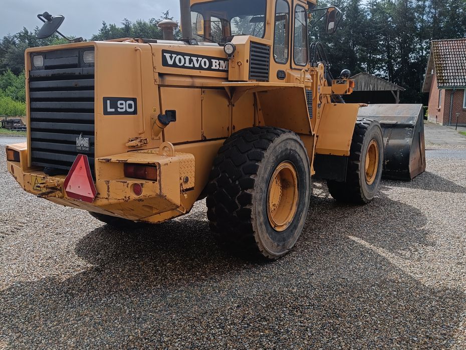Volvo L 90 - Læssemaskiner - Gummihjulslæssere - 4