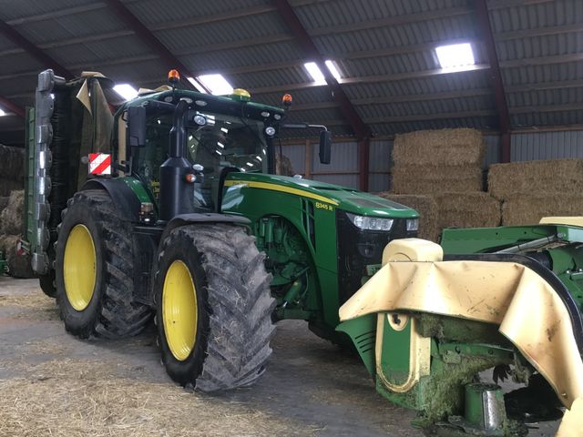 John Deere 8345R