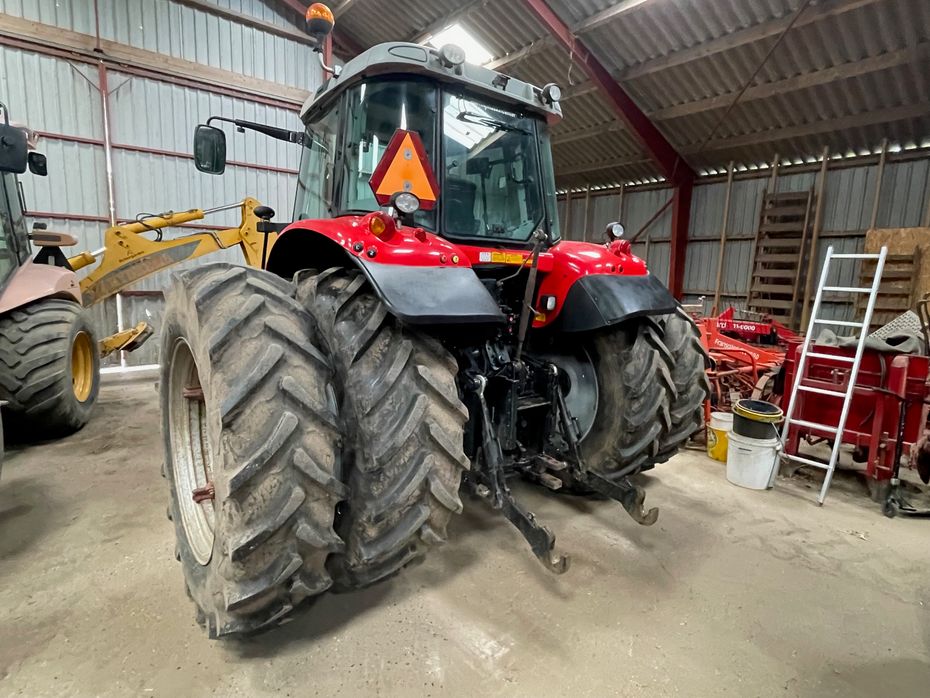 Massey Ferguson 6465 Dynashift med Frontlift - Traktorer - Traktorer 4 wd - 3