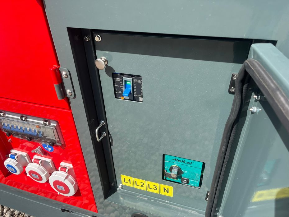 Bauer GFS-40 ATS, 40 kW/50 kVA Fabriksny generator - Generatorer - 8