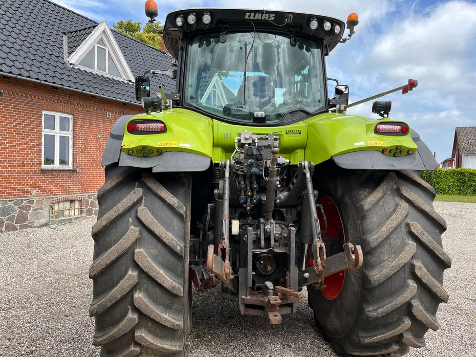 CLAAS AXION 830 CMATIC Ny Motor - Traktorer - Traktorer 4 wd - 5