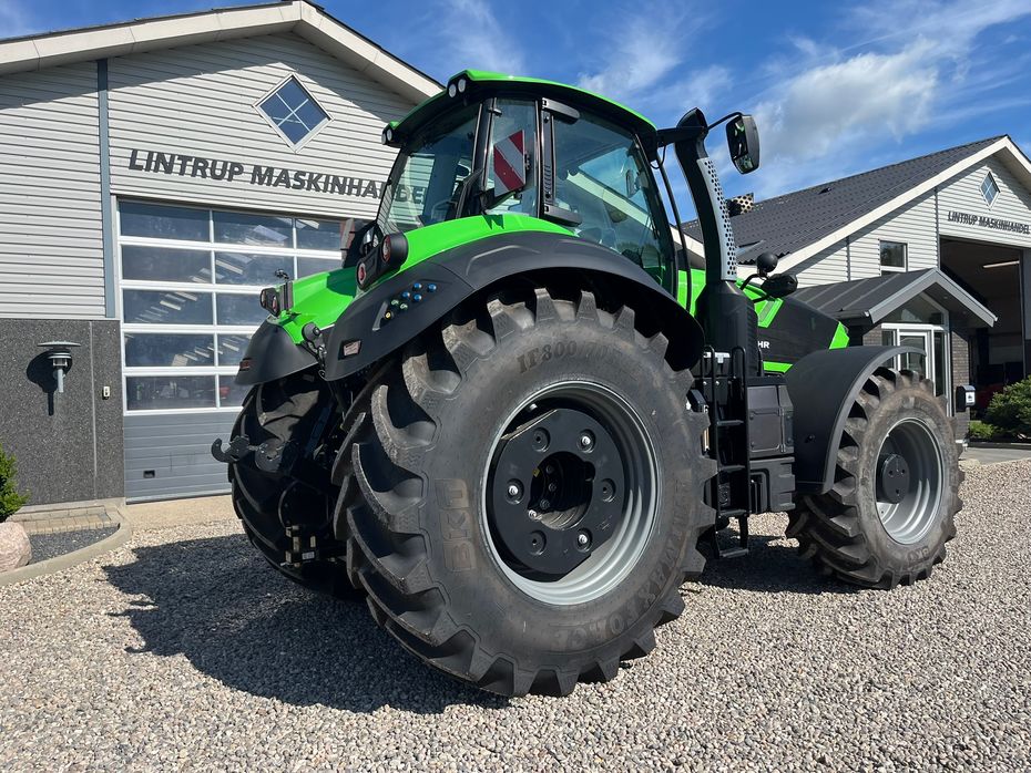 Deutz-Fahr 9340 TTV 9340 TTV WARRIOR, New and unused tractor with 336HK for small money - Traktorer - Traktorer 4 wd - 11