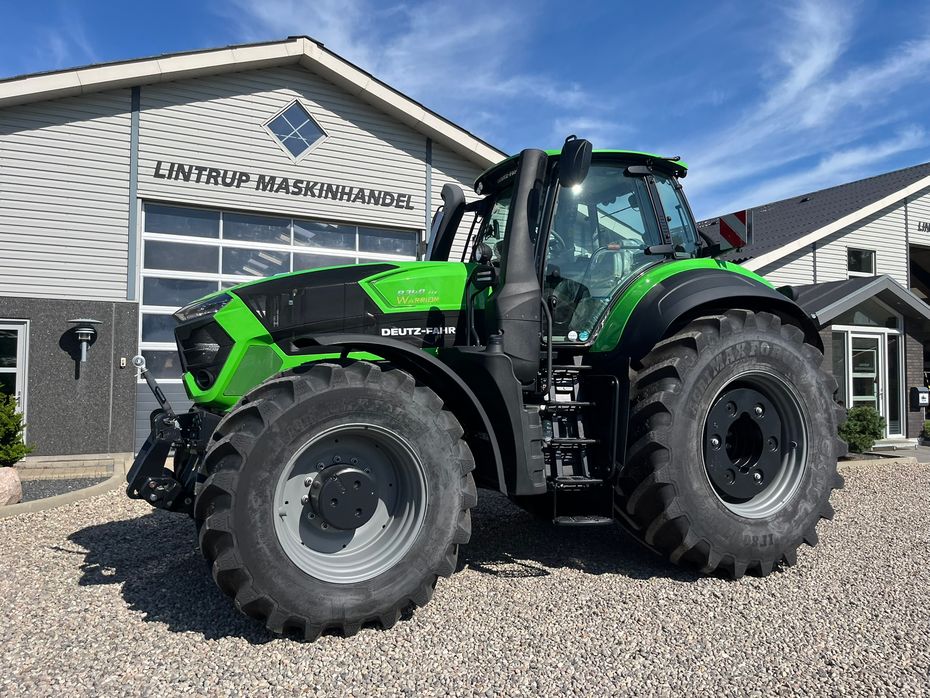 Deutz-Fahr 9340 TTV 9340 TTV WARRIOR, New and unused tractor with 336HK for small money - Traktorer - Traktorer 4 wd - 8