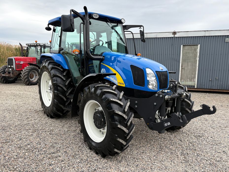 New Holland T5070 - Traktorer - Traktorer 4 wd - 2