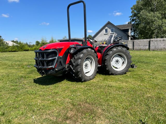 Antonio Carraro SRX 8400