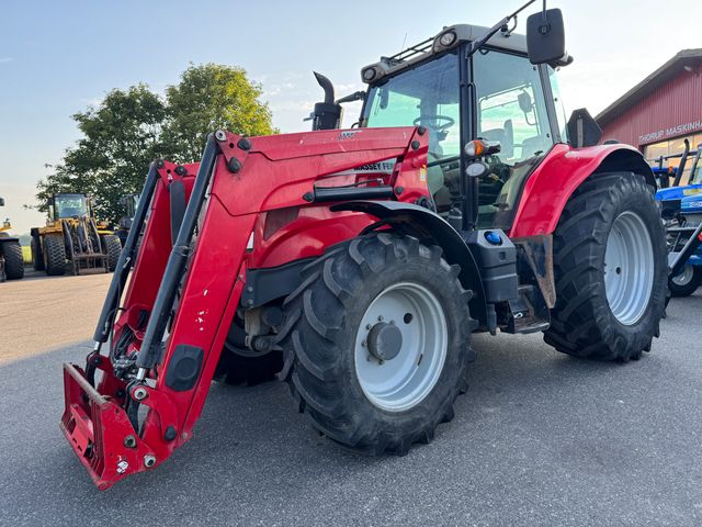 Massey Ferguson 6615