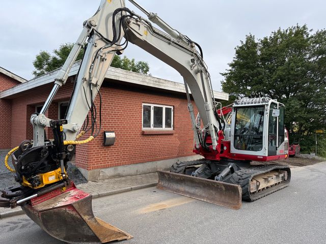 Takeuchi Tb2150