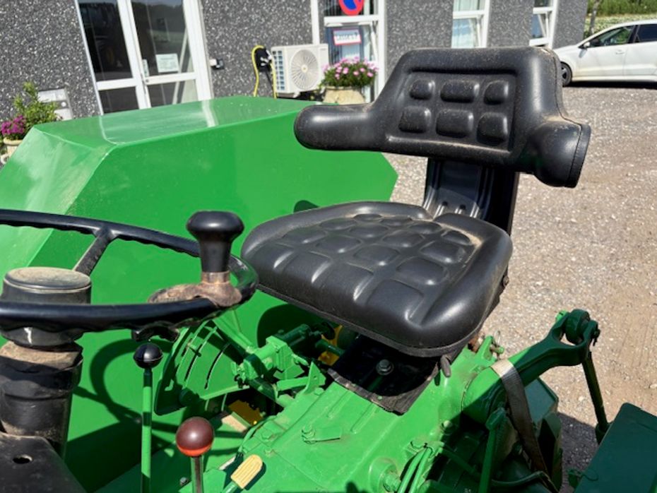 John Deere 1120 - Traktorer - Traktorer 2 wd - 13