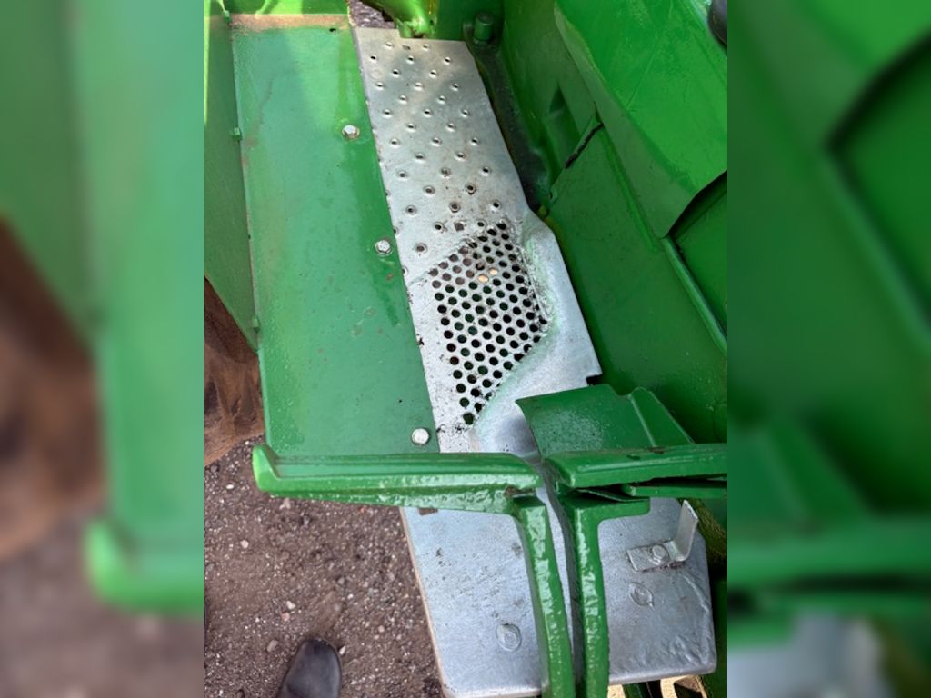 John Deere 1120 – detalje 17