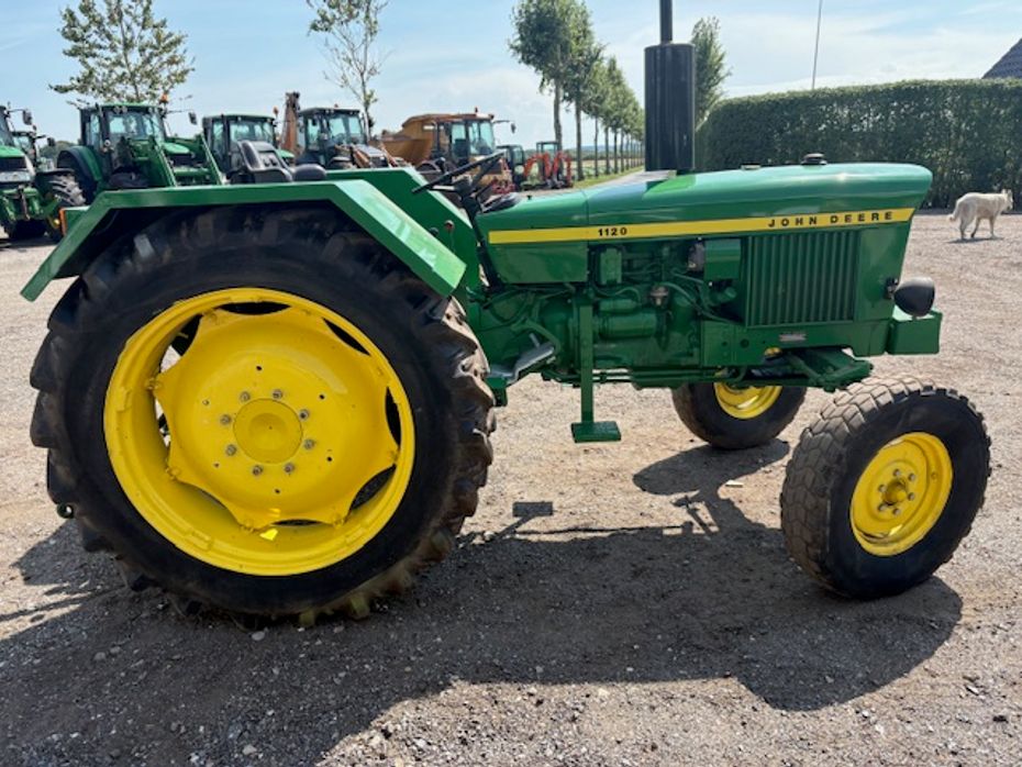 John Deere 1120 - Traktorer - Traktorer 2 wd - 7