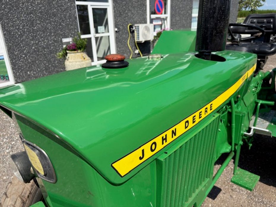 John Deere 1120 - Traktorer - Traktorer 2 wd - 3