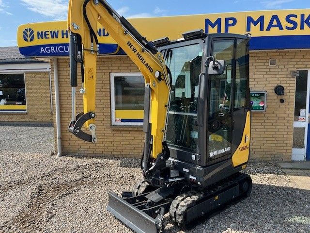 New Holland E22D