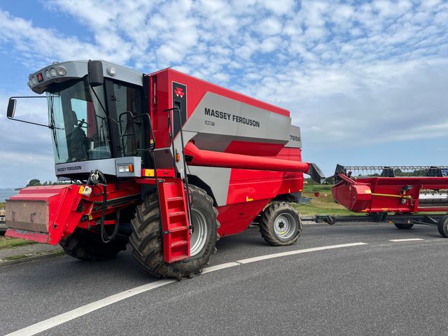 Massey Ferguson 7256