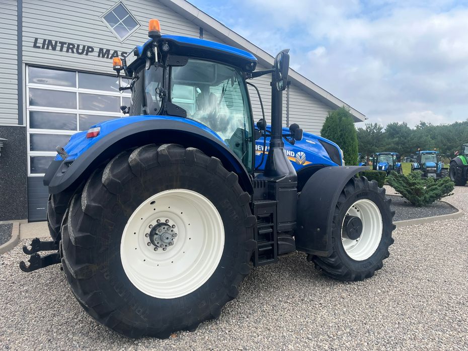New Holland T7.315 HD med frontlift og front PTO, samt NYE 650mm fordæk og store 900mm hjul. - Traktorer - Traktorer 4 wd - 17