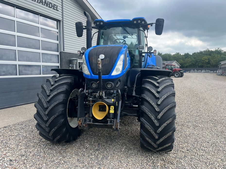 New Holland T7.315 HD med frontlift og front PTO, samt NYE 650mm fordæk og store 900mm hjul. - Traktorer - Traktorer 4 wd - 14