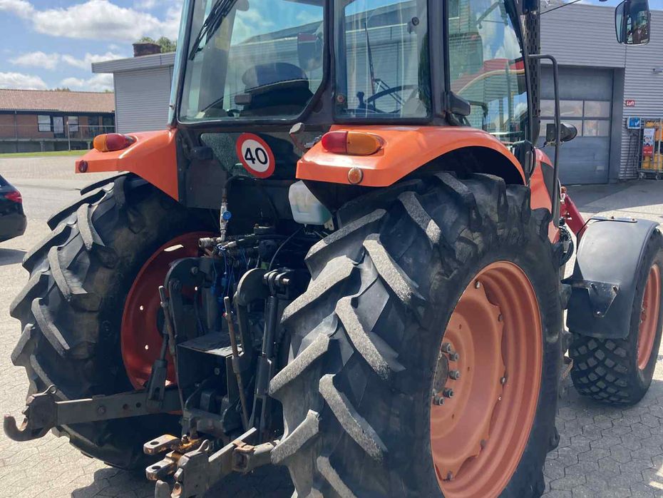 Kubota M8540N - Traktorer - Traktorer 4 wd - 4
