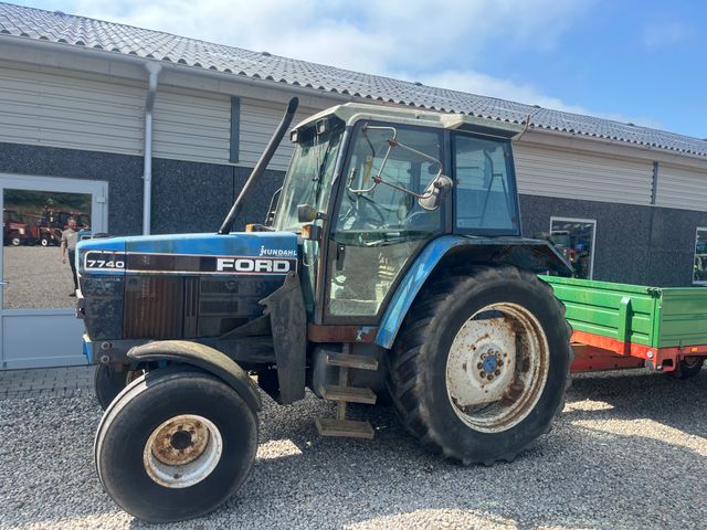 New Holland 7740 SLE Turbo