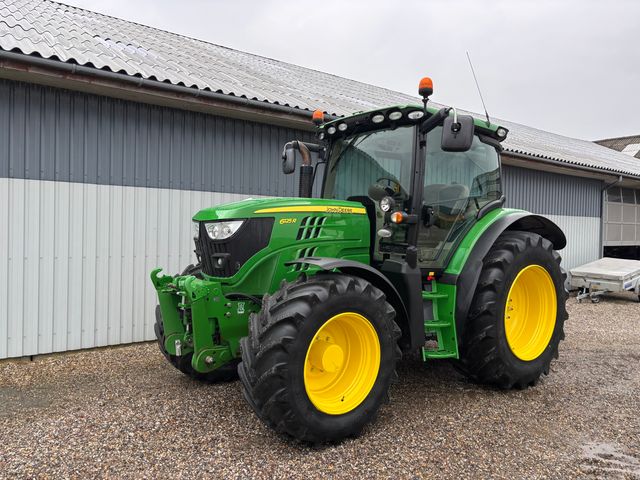 John Deere 6125R
