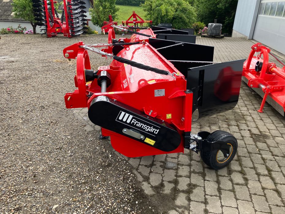 Fransgård SV-2500 Skårlufter - Hø- og halmhåndtering - Sidevenderiver - 6