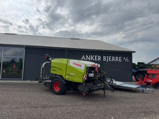 CLAAS ROLLANT 455 RC UNIWRAP