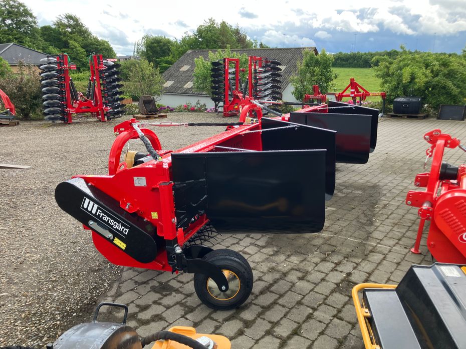 Fransgård SV-2500 Skårlufter - Hø- og halmhåndtering - Sidevenderiver - 5