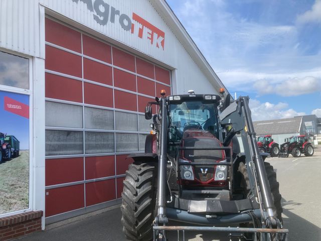 Valtra T213 Versu