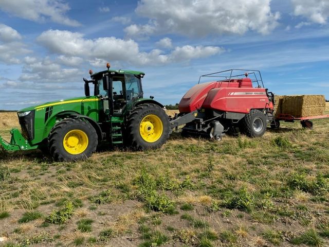 Massey Ferguson 2190 m/parkland vogn